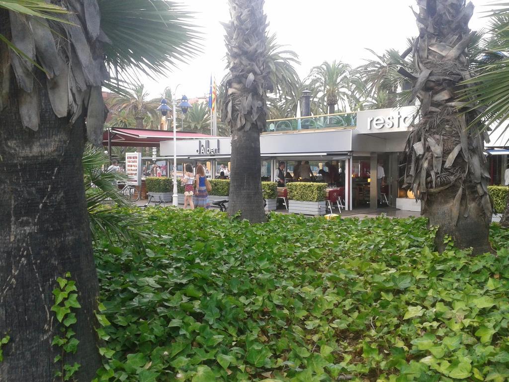 Apartamentos Tss Alboran Salou Exterior photo